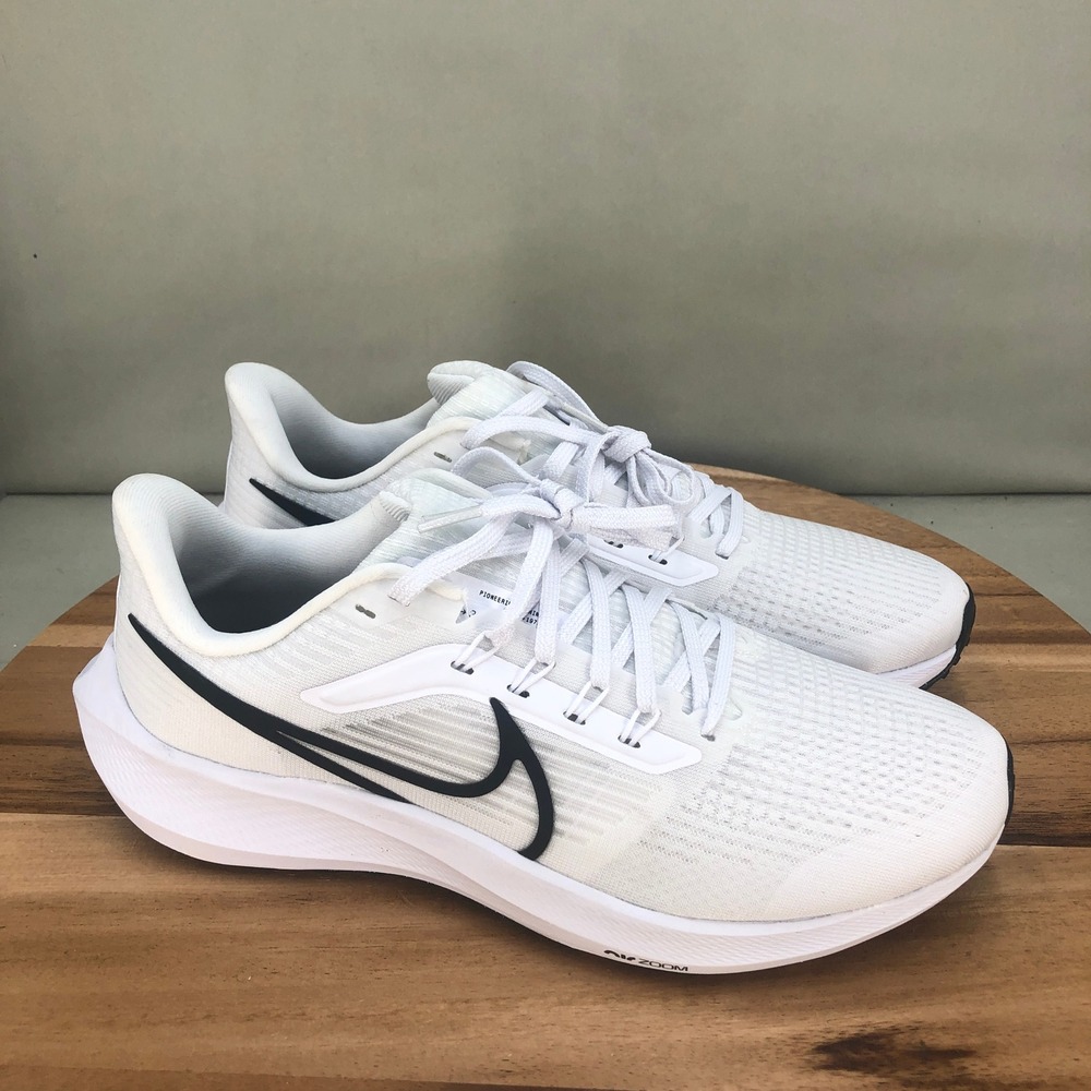 Nike Air Zoom Pegasus 39 White Black Running Shoes DM0165-100 Womens Size 10.5